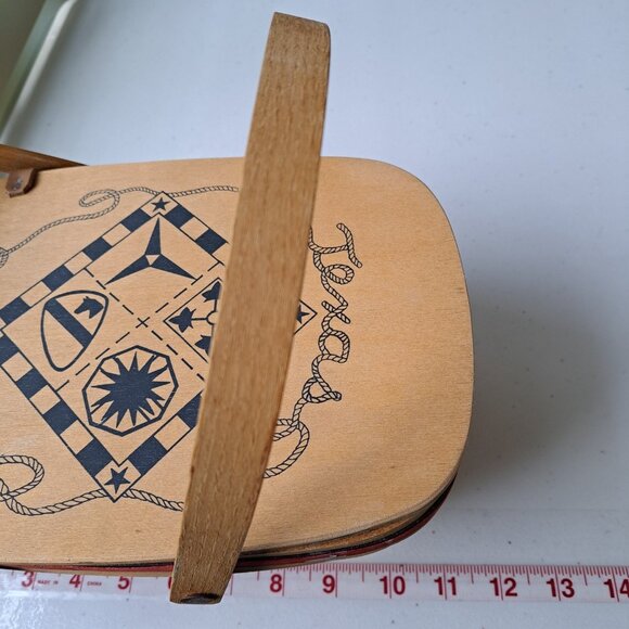 VTG Carnation Basket Wood Texas Military Fort Hood Officer Wives Club Quilt - Picture 8 of 15